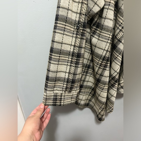 Torrid Plus Size Black and Ivory Drape Cardigan Jacket - Picture 11 of 13